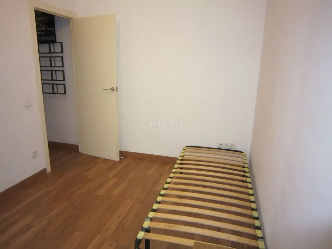 Bedroom of Flat for rent in L'Hospitalet de Llobregat  with Heating and Furnished