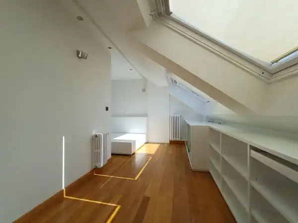 Piso en venta en Vigo  con Calefacción, Terraza y Trastero
