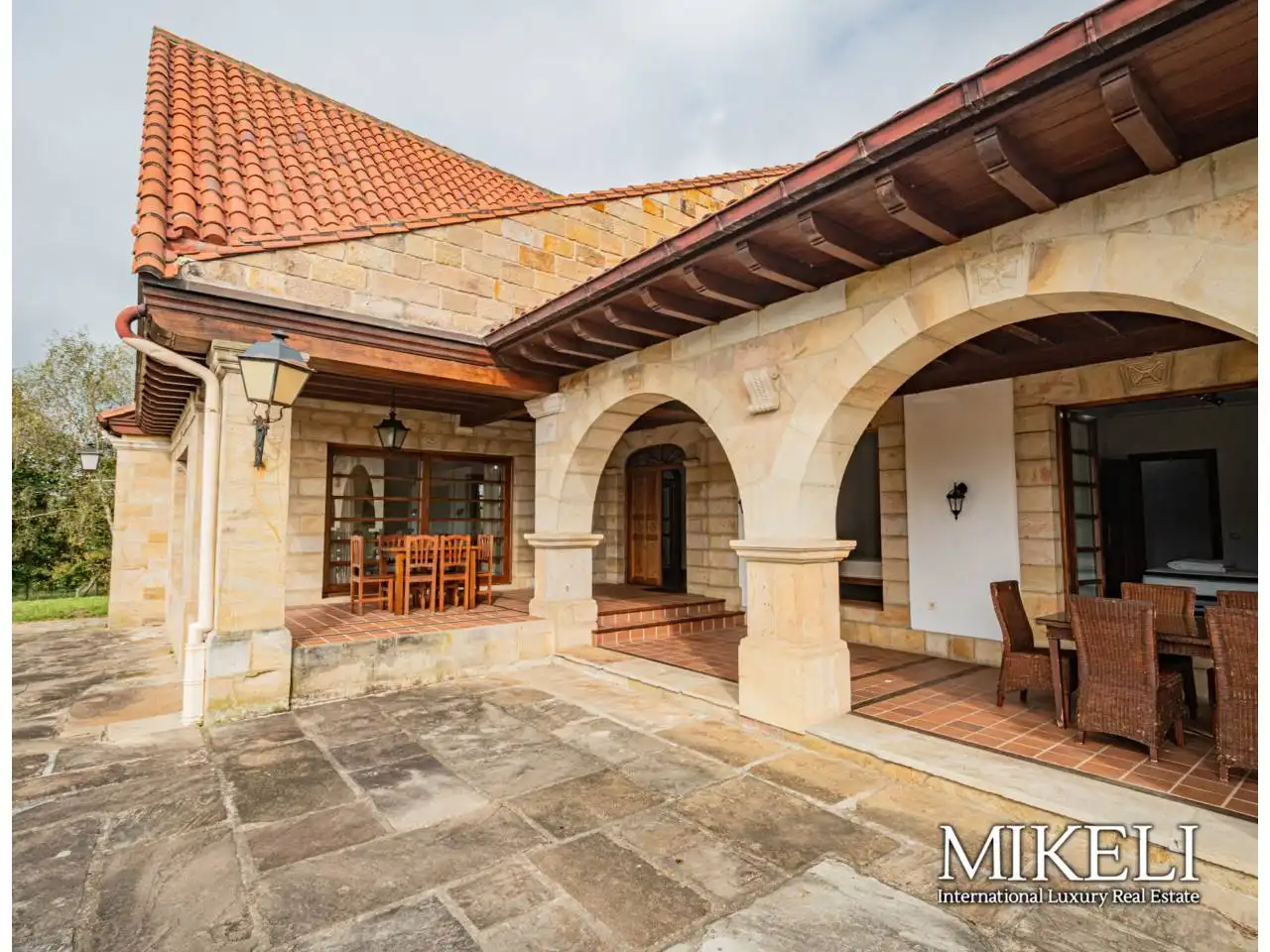 Terraza de Casa o chalet en venta en Santillana del Mar con Calefacción, Jardín privado y Parquet
