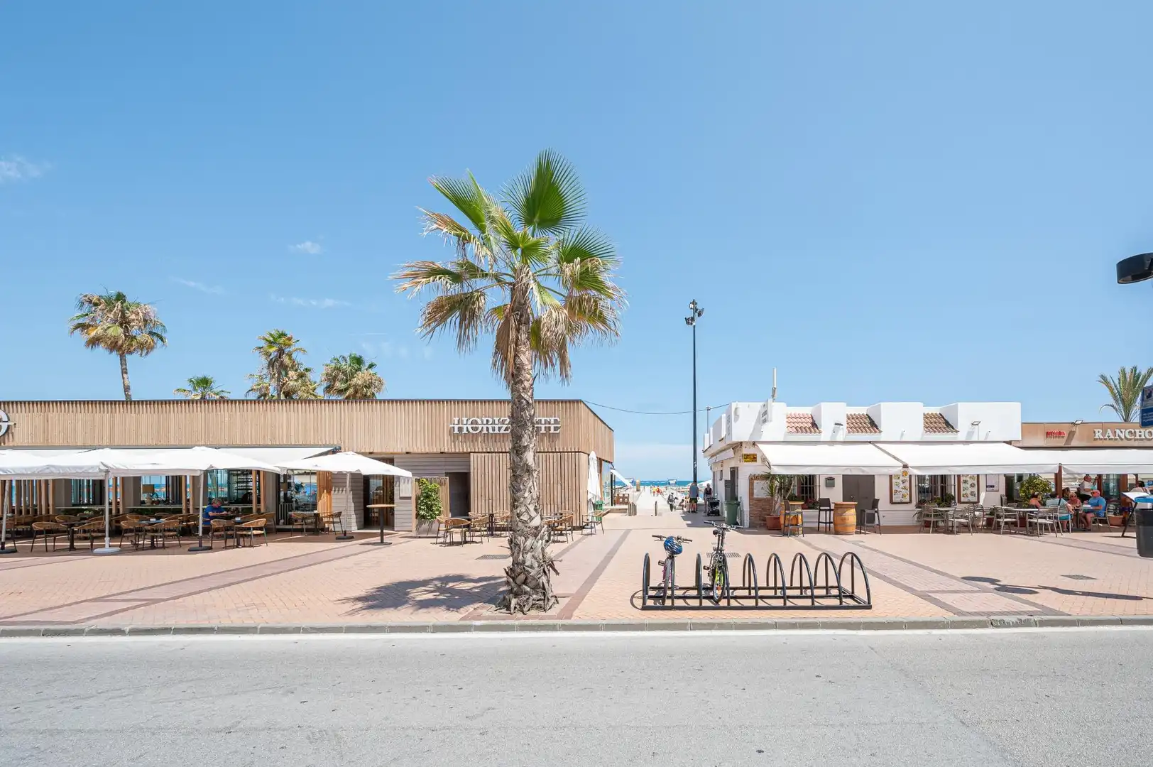 Vista exterior de Apartament en venda en Fuengirola amb Aire condicionat, Calefacció i Jardí privat