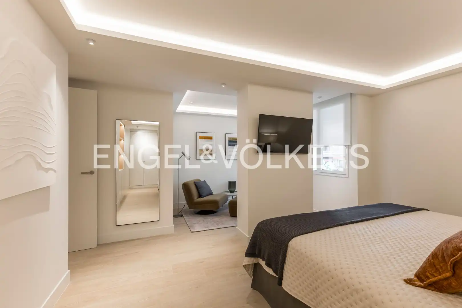Schlafzimmer von Wohnung zur Miete in Madrid mit Klimaanlage, Heizung und Terrasse