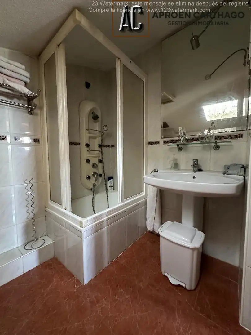 Baño de Casa o chalet en venta en Cartagena con Aire acondicionado, Calefacción y Jardín privado