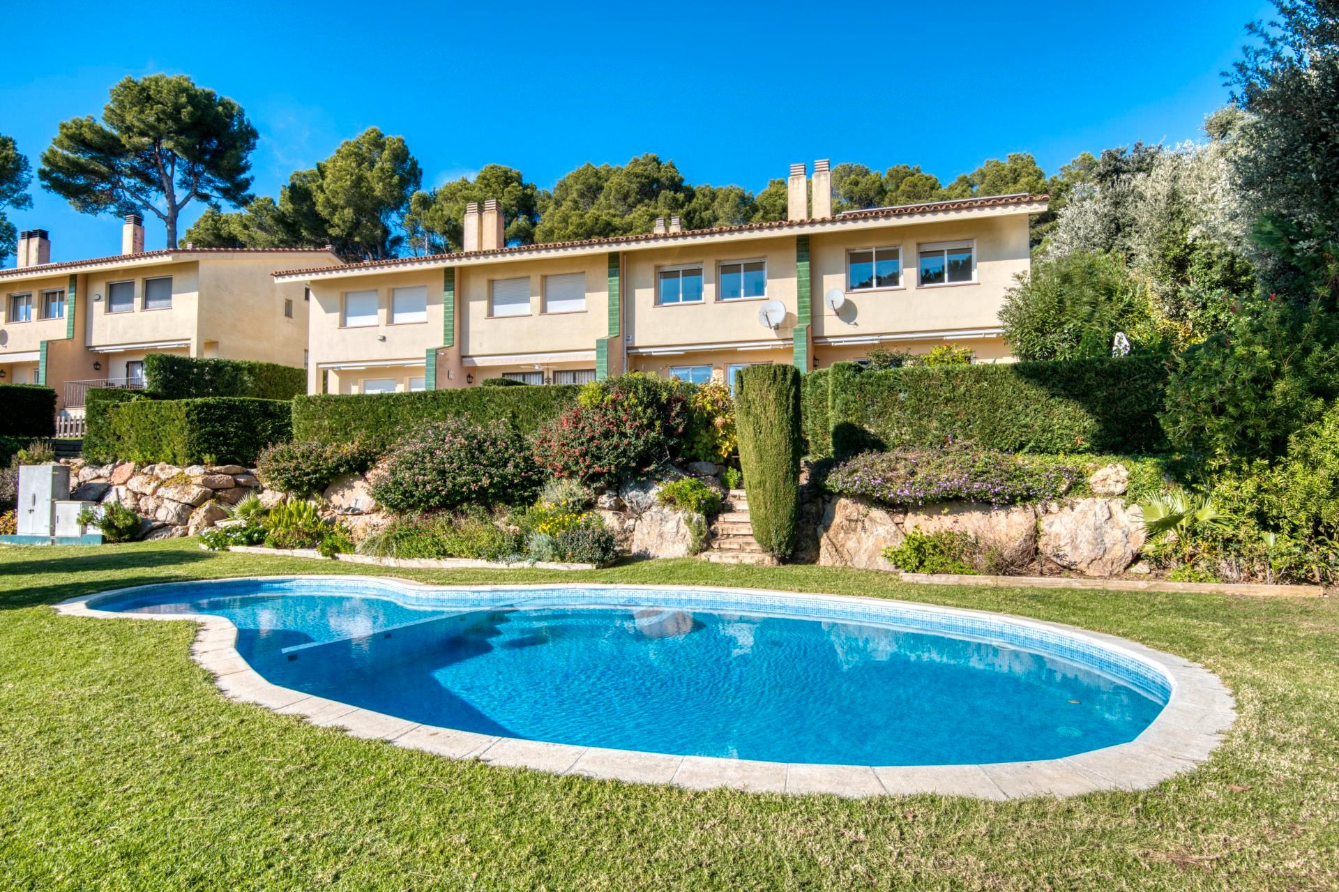Jardí de Casa adosada en venda en Sant Feliu de Guíxols amb Calefacció, Jardí privat i Terrassa