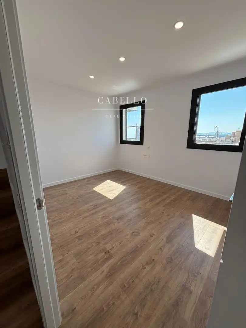 Schlafzimmer von Maisonette zum Verkauf in Terrassa mit Klimaanlage, Heizung und Parkett