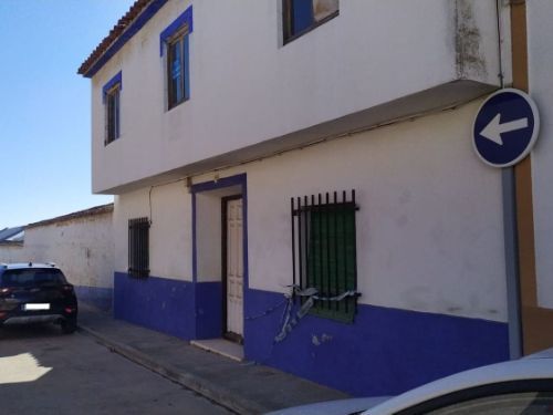 Vista exterior de Casa o xalet en venda en Campo de Criptana amb Terrassa