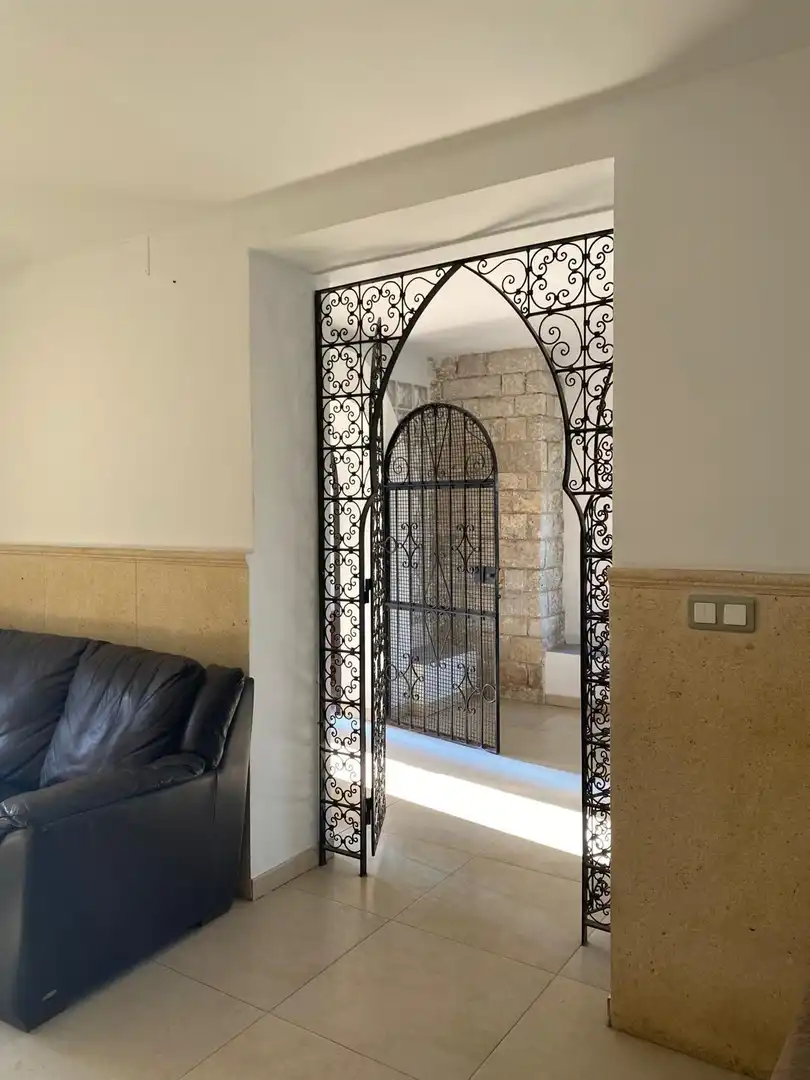 Casa o xalet en venda a Pueblo Español - Coveta Fumá
