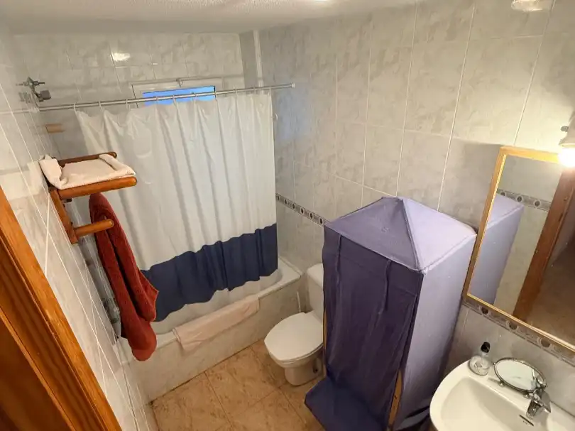 Bany de Pis en venda en Torrevieja amb Aire condicionat i Terrassa