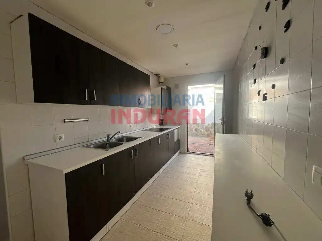 Cuina de Casa adosada en venda en Peraleda de la Mata