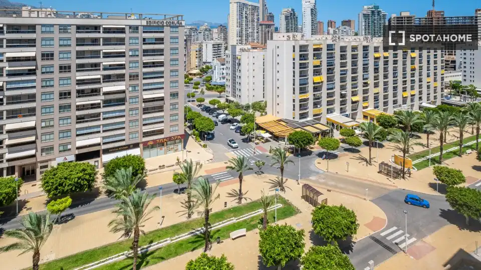 Exterior view of Apartments for share in Villajoyosa / La Vila Joiosa  with Air Conditioner and Terrace