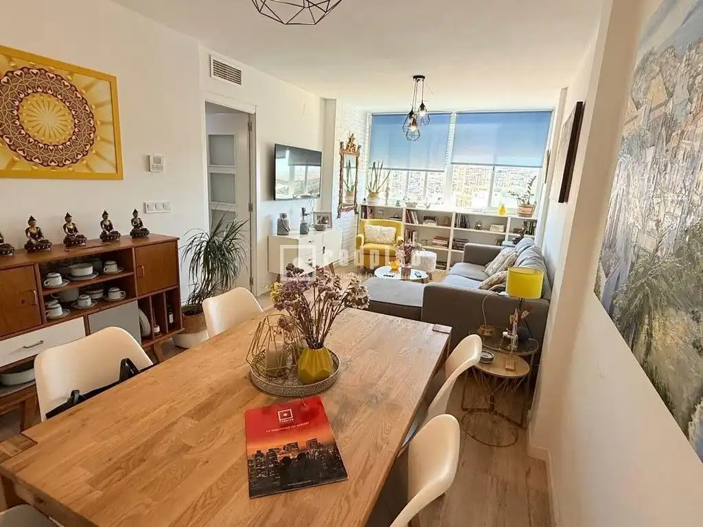 Wohnzimmer von Wohnung zur Miete in Málaga mit Parkett, Terrasse und Möbliert