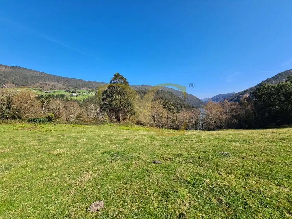 Casa o xalet en venda en Villayón amb Jardí privat