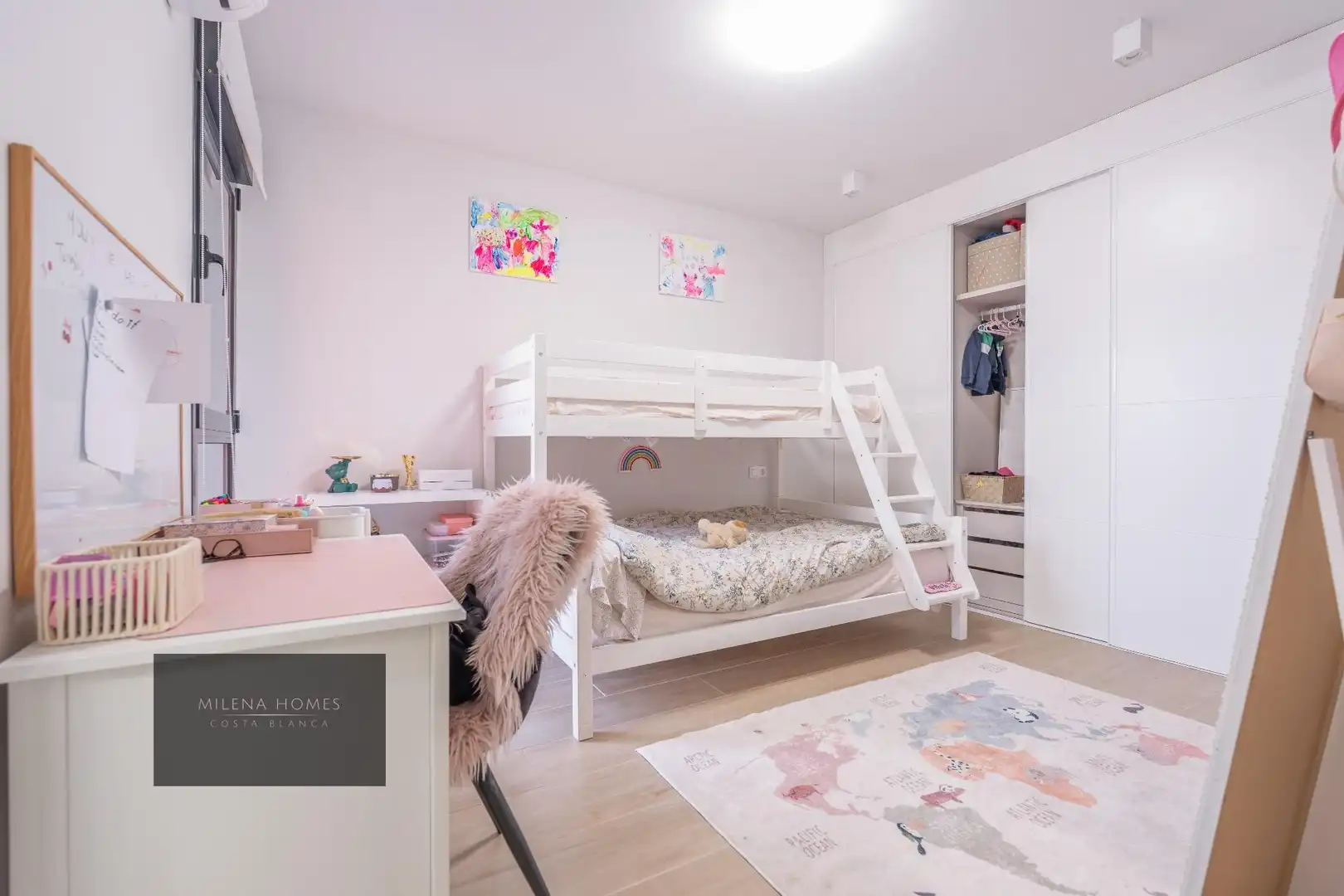 Habitación de Ático en venta en Orihuela con Aire acondicionado, Calefacción y Terraza