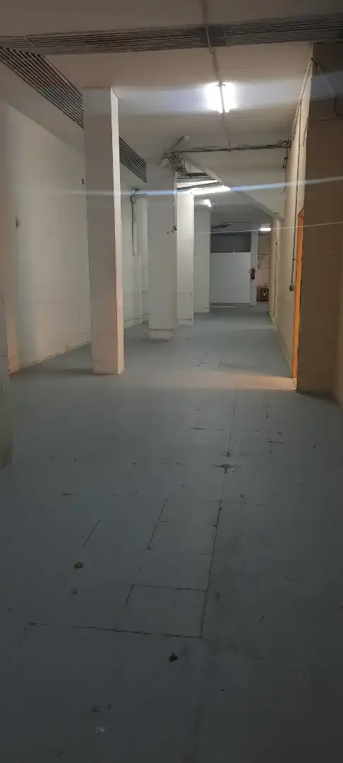 Local comercial de lloguer a Carrer de Sant Joan Bosco, imagen 2