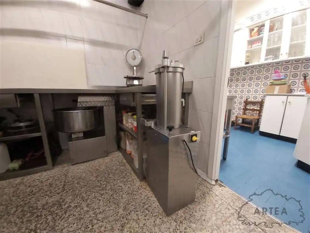 Local en venta en Sagarminaga Kalea, 48, Santutxu - Basarrate