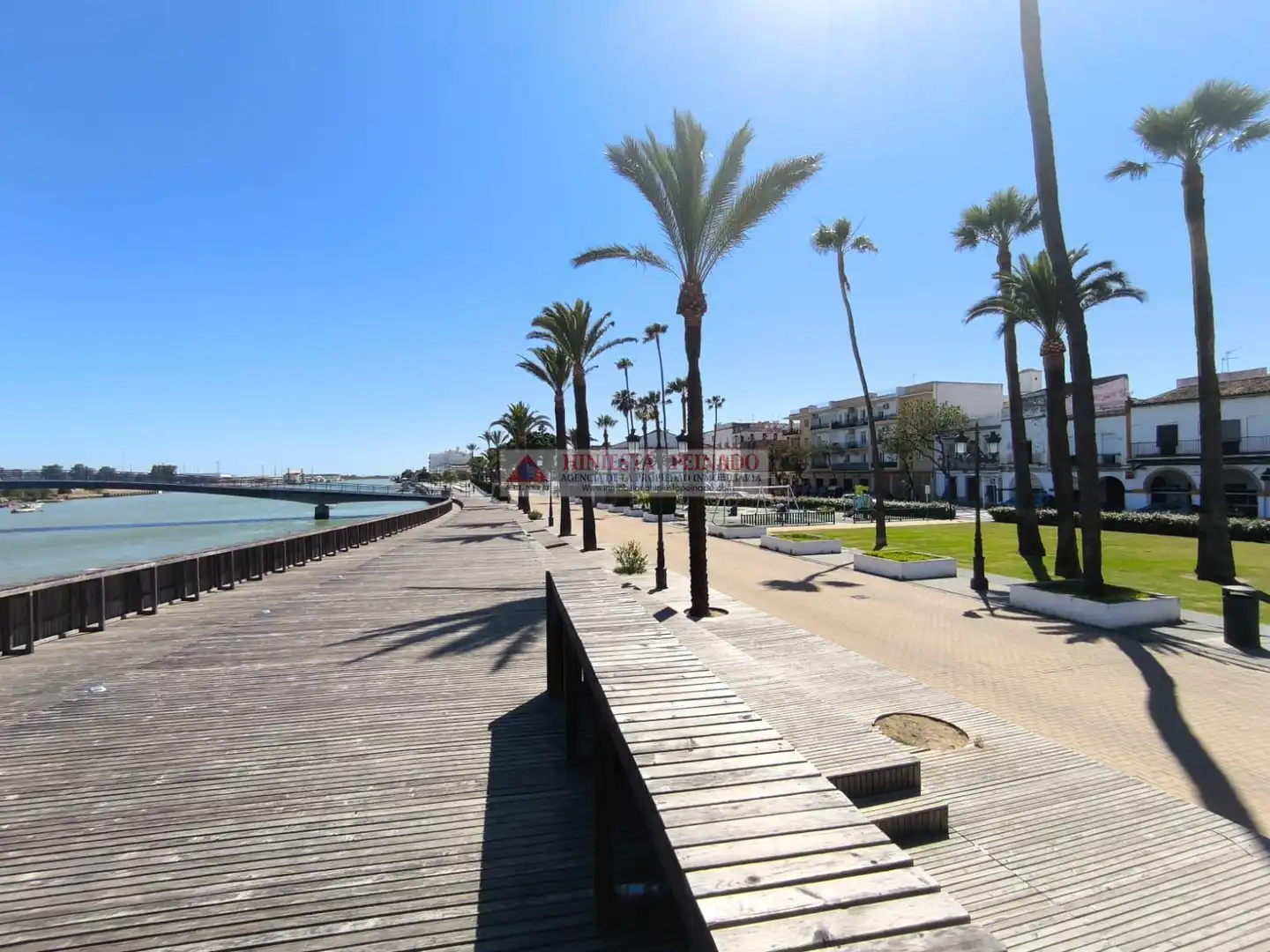Vista exterior de Piso en venta en El Puerto de Santa María