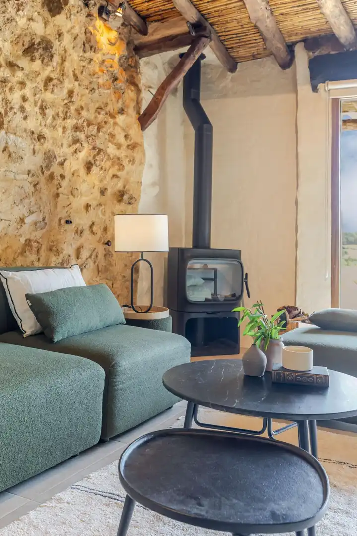 Sala de estar de Finca rústica en venta en Venta del Moro con Jardín privado, Terraza y Amueblado