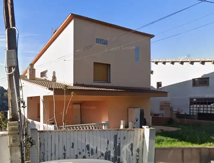 Exterior view of Houses for sale in Castellar del Vallès