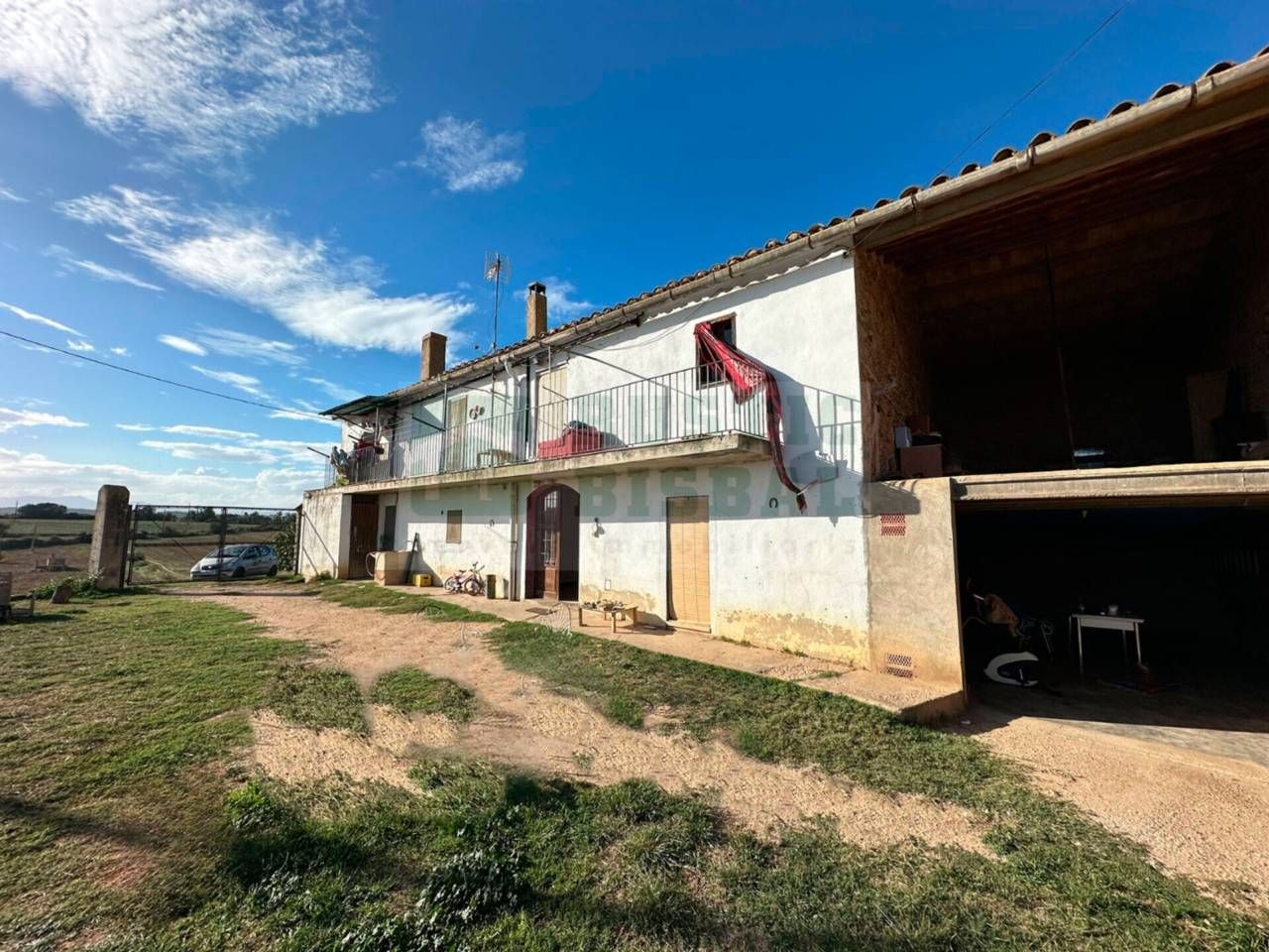 Vista exterior de Finca rústica en venda en Sant Jordi Desvalls amb Calefacció, Jardí privat i Terrassa
