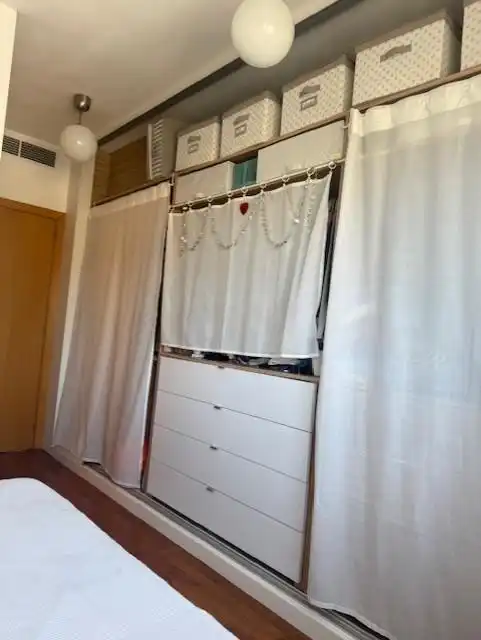 Dormitori de Casa adosada en venda en Barcelona amb Calefacció, Terrassa i Piscina