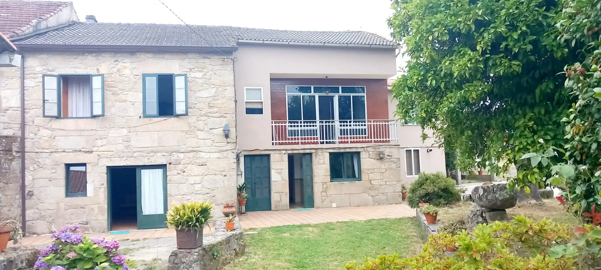Casa adosada en venta en Praza de Galicia, 1, Cuntis