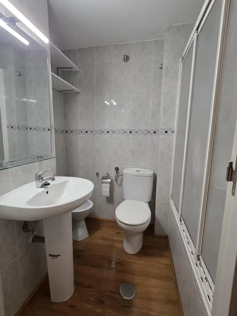 Baño de Piso de alquiler en Córdoba con Amueblado
