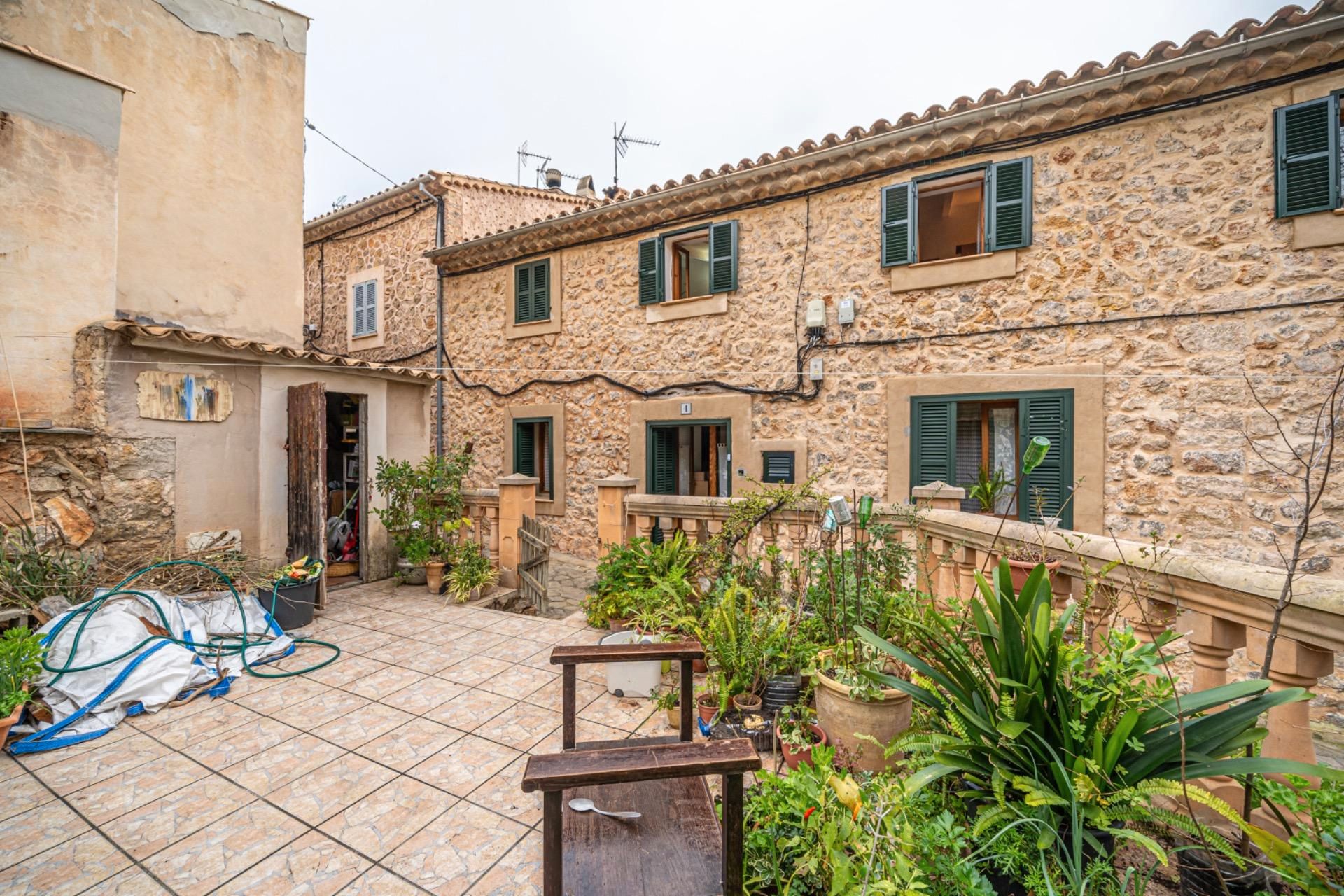 House or chalet for sale in Carrer des Gorg, 2, Esporles