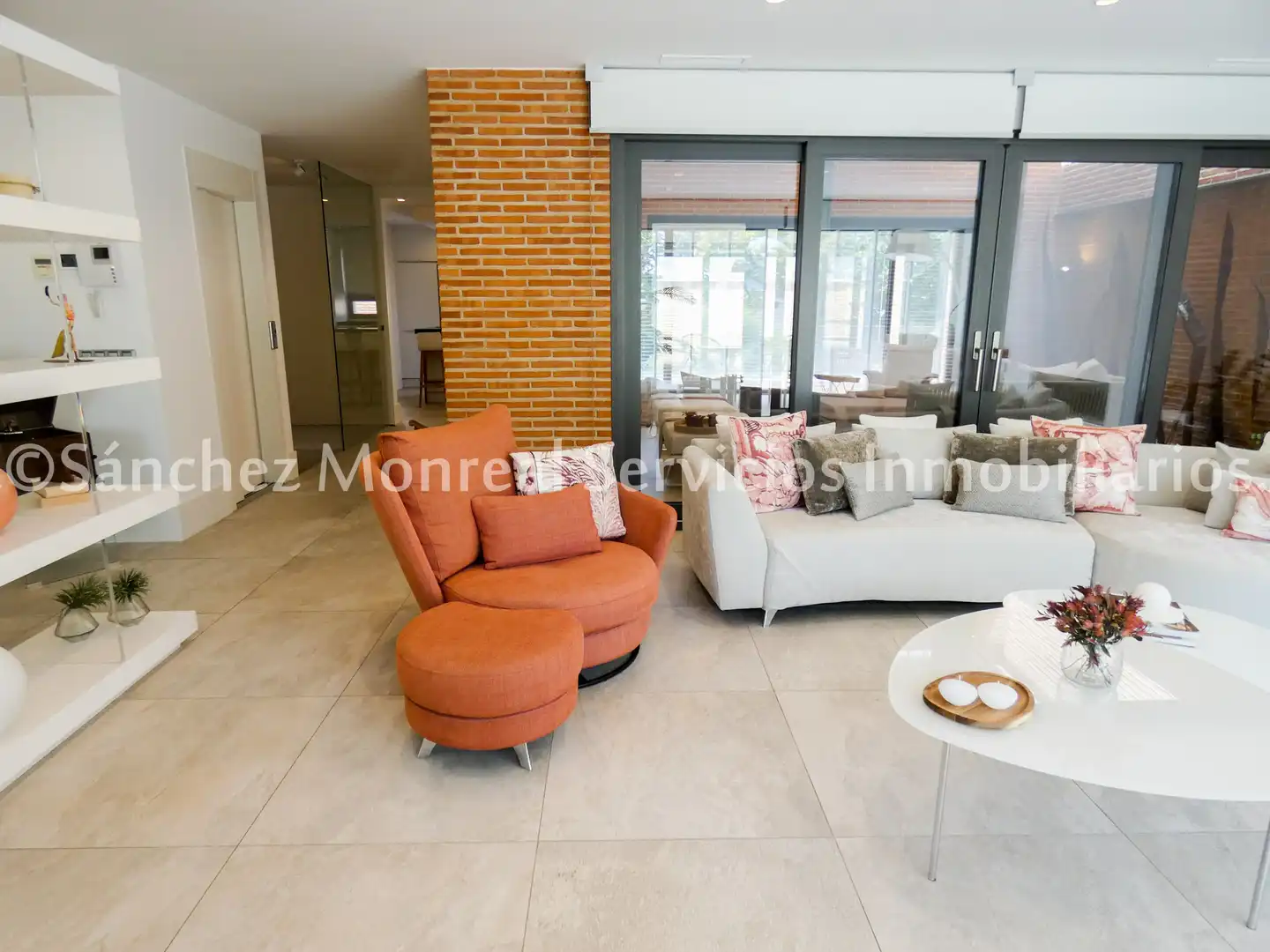 Sala de estar de Casa o chalet en venta en Alcázar de San Juan con Aire acondicionado, Calefacción y Jardín privado