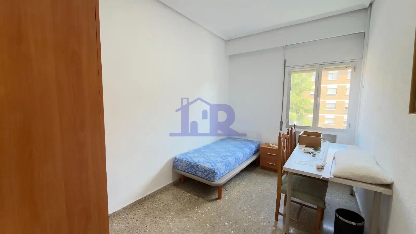 Habitación de Piso de alquiler en Cuenca con Calefacción y Terraza
