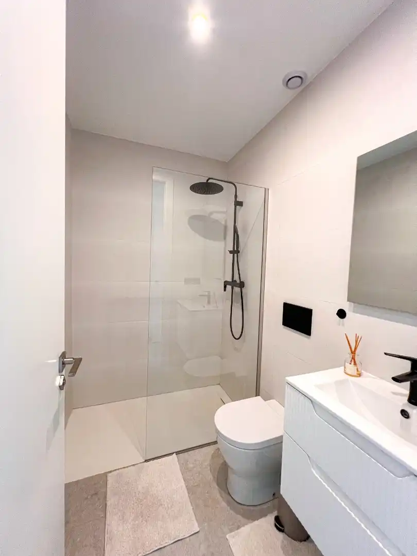 Baño de Planta baja en venta en Guardamar del Segura con Aire acondicionado, Jardín privado y Terraza