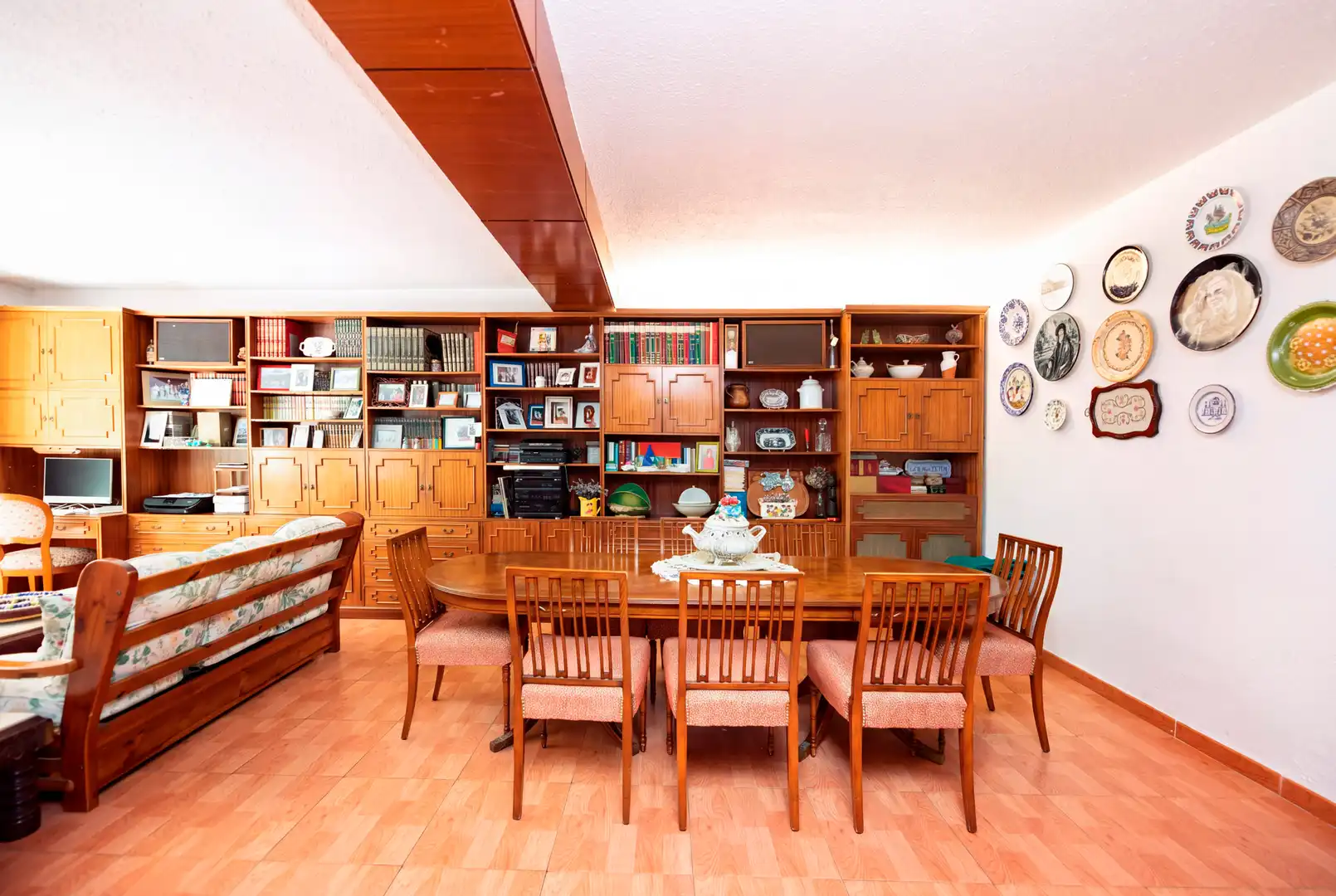 Comedor de Casa adosada en venta en Madrid con Calefacción, Jardín privado y Trastero