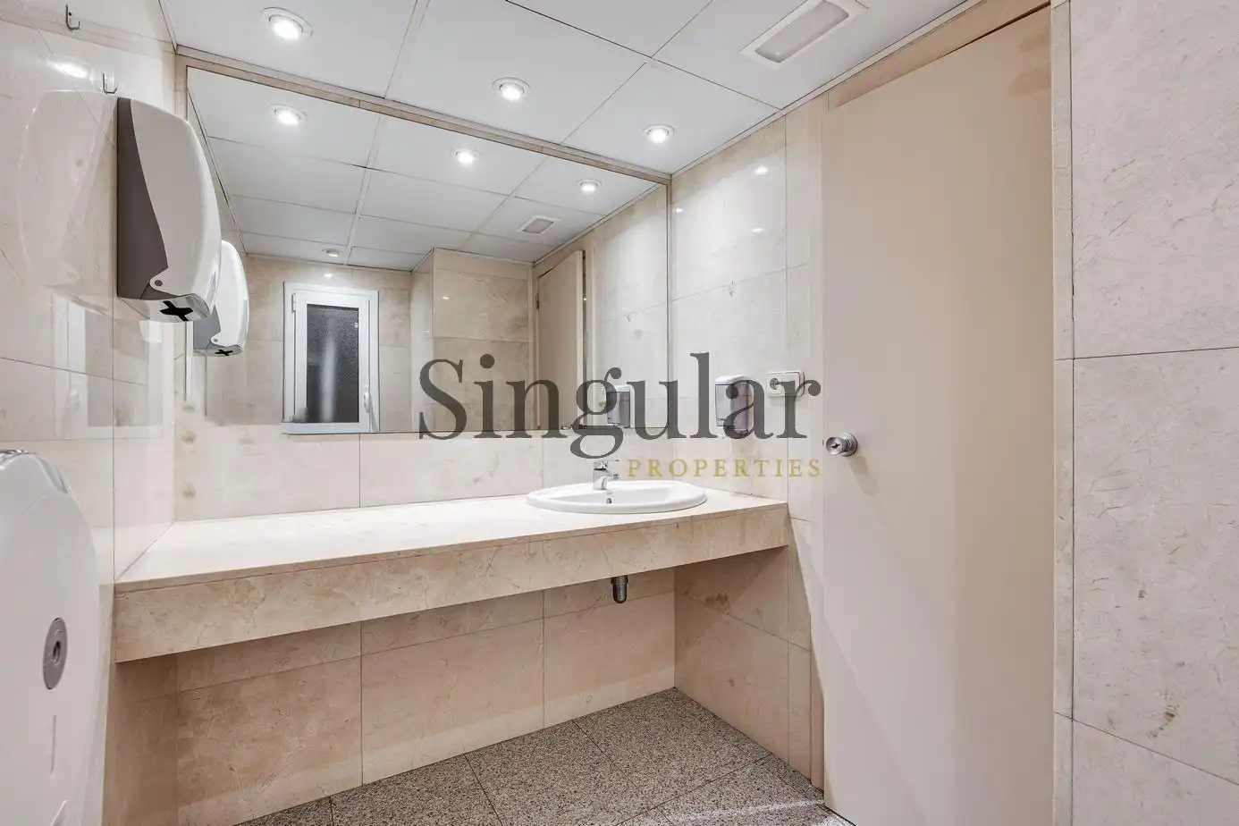 Baño de Piso en venta en Barcelona