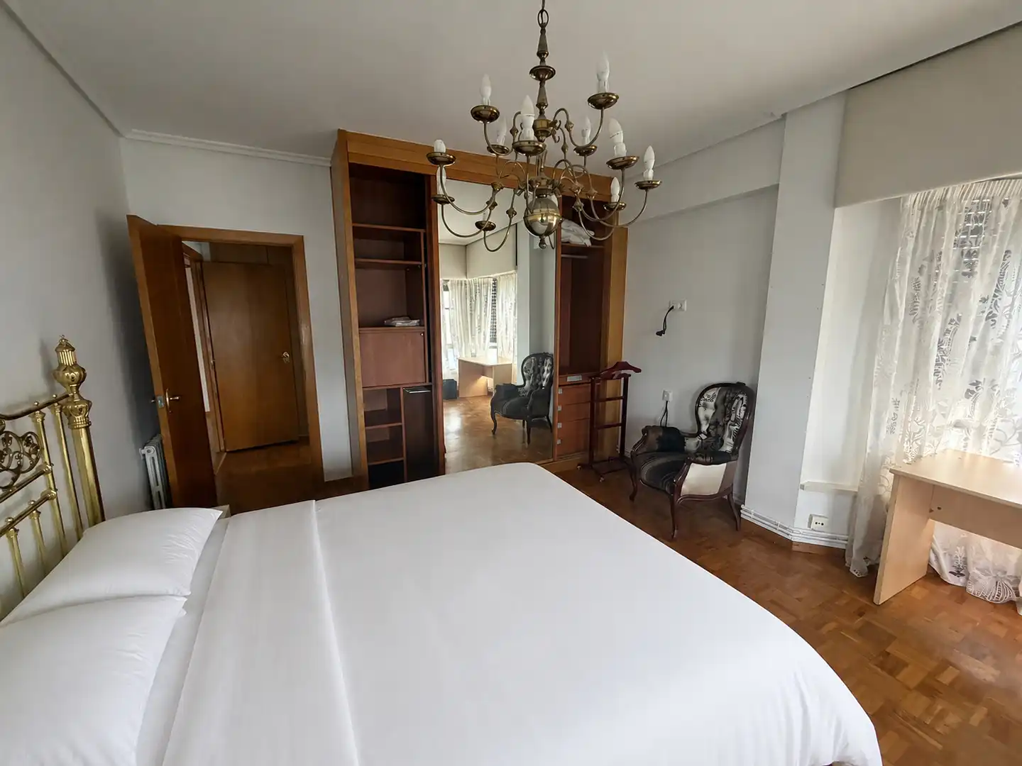 Habitación de Piso de alquiler en Ferrol con Calefacción, Terraza y Amueblado