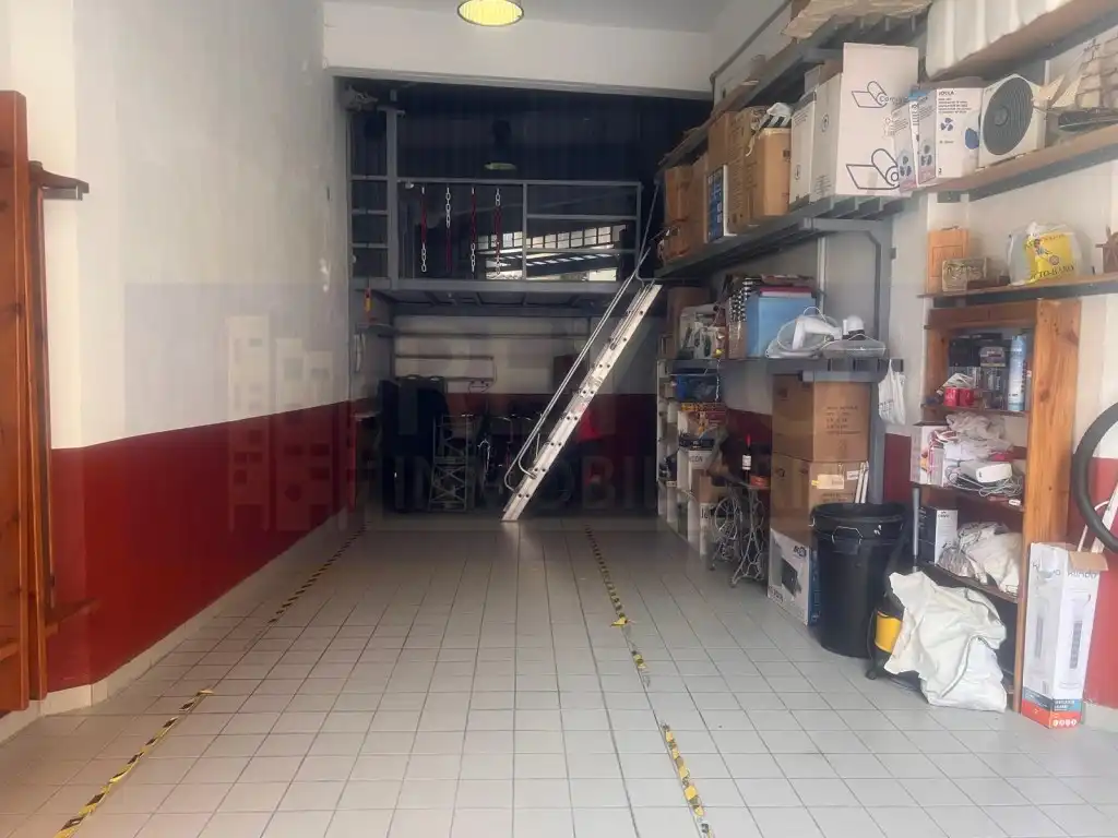 Local comercial en venda a Haro