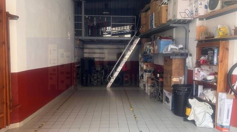 Localalmacén, con txoco.