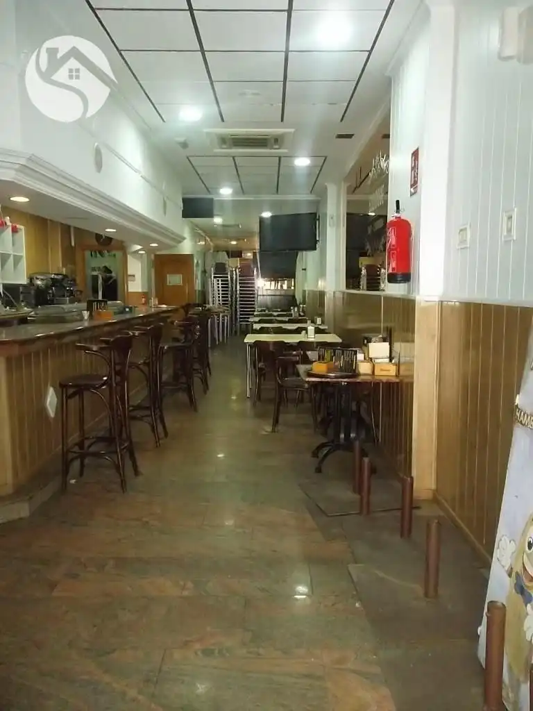 Commercial properties for sale in El Provencio    with Air Conditioner and Heating