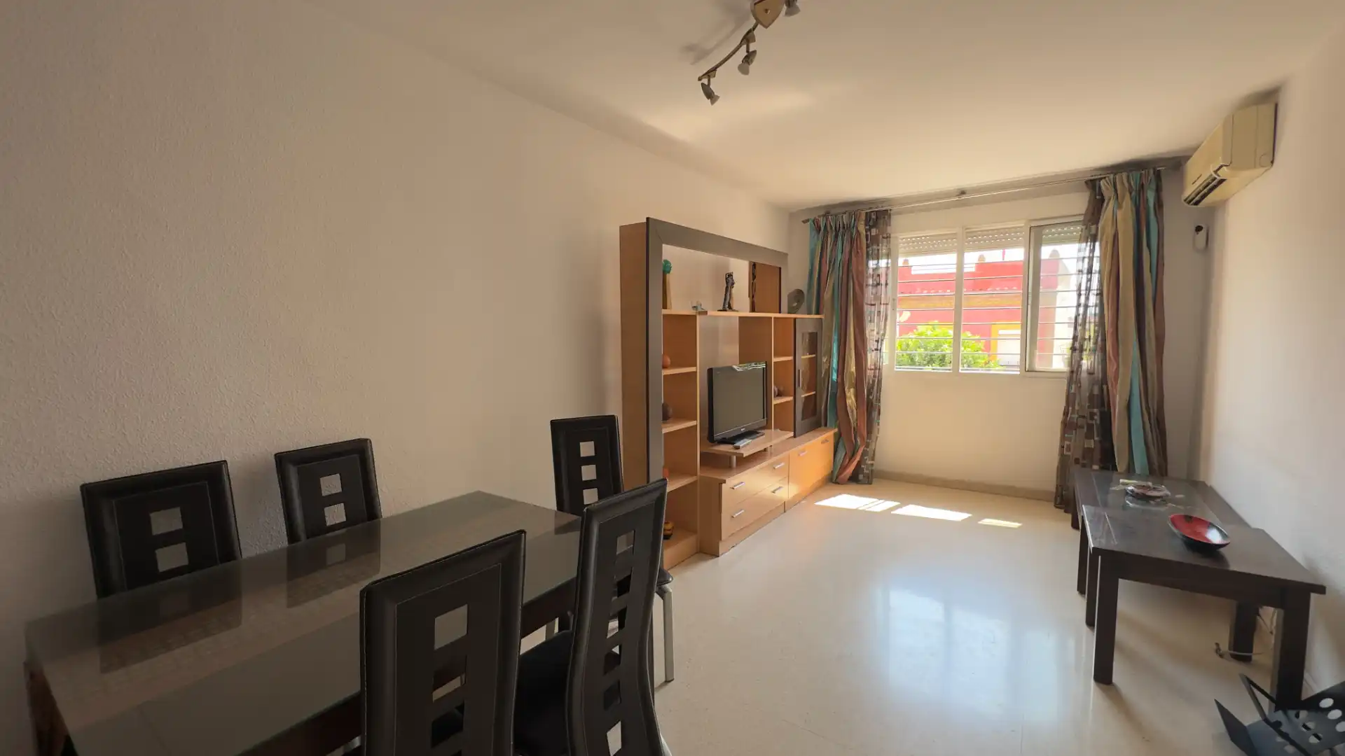 Sala d'estar de Pis en venda en Camas amb Aire condicionat