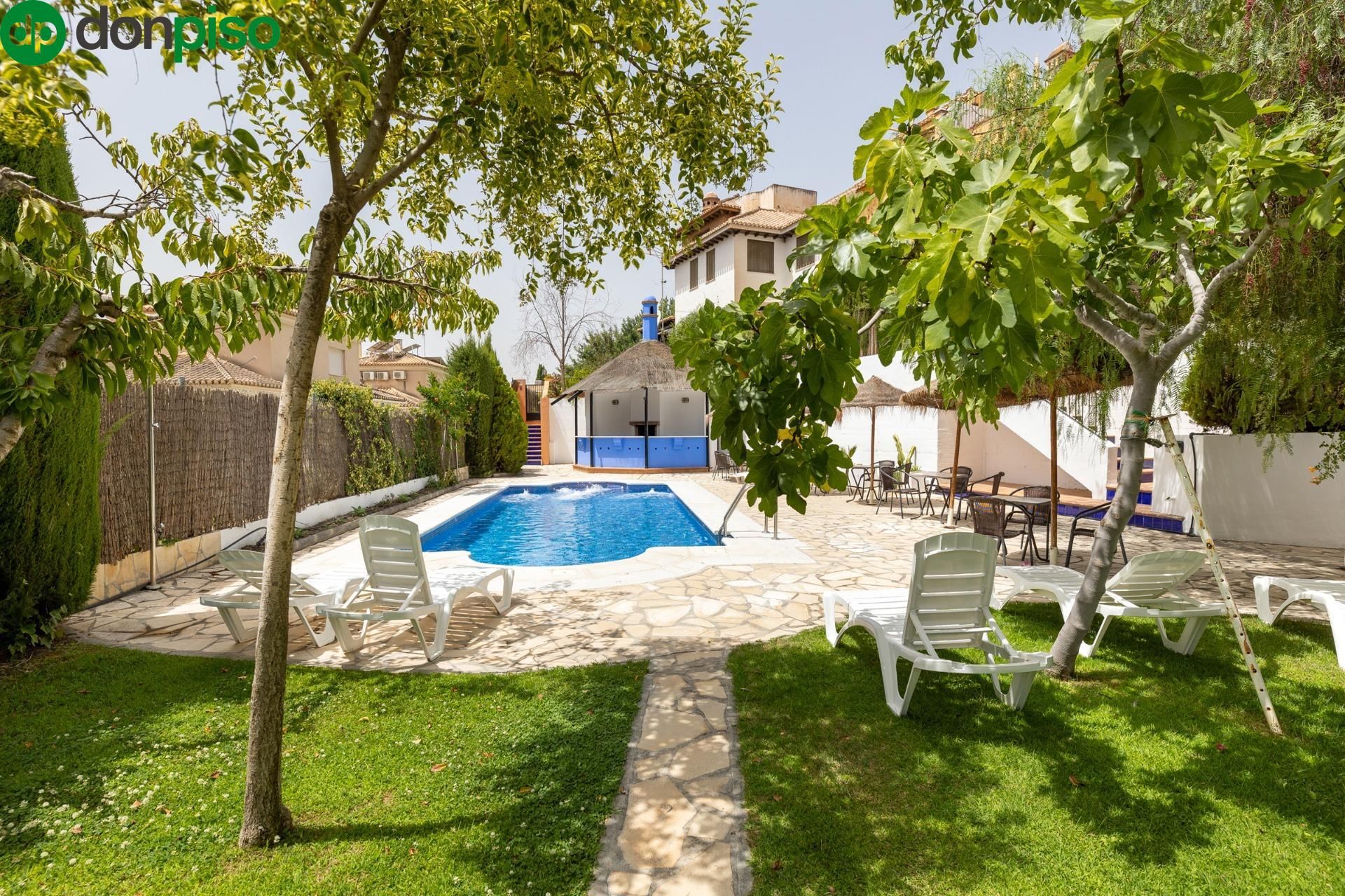 Casa adosada en venda a Calle SALA DOS HERMANAS, Crta. De la Sierra