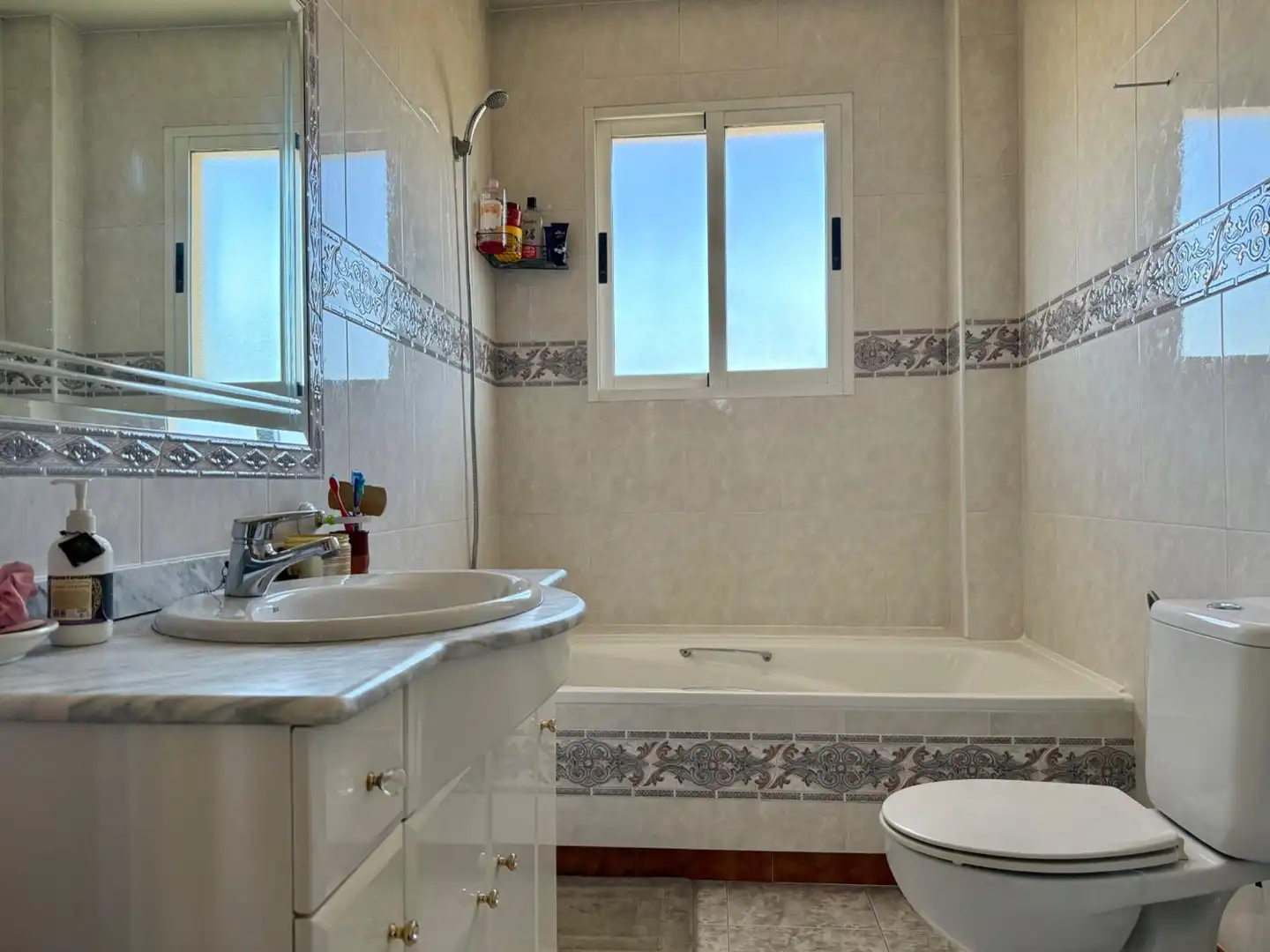 Chalet con piscina en venta en LA ALCAYNA, imagen 9