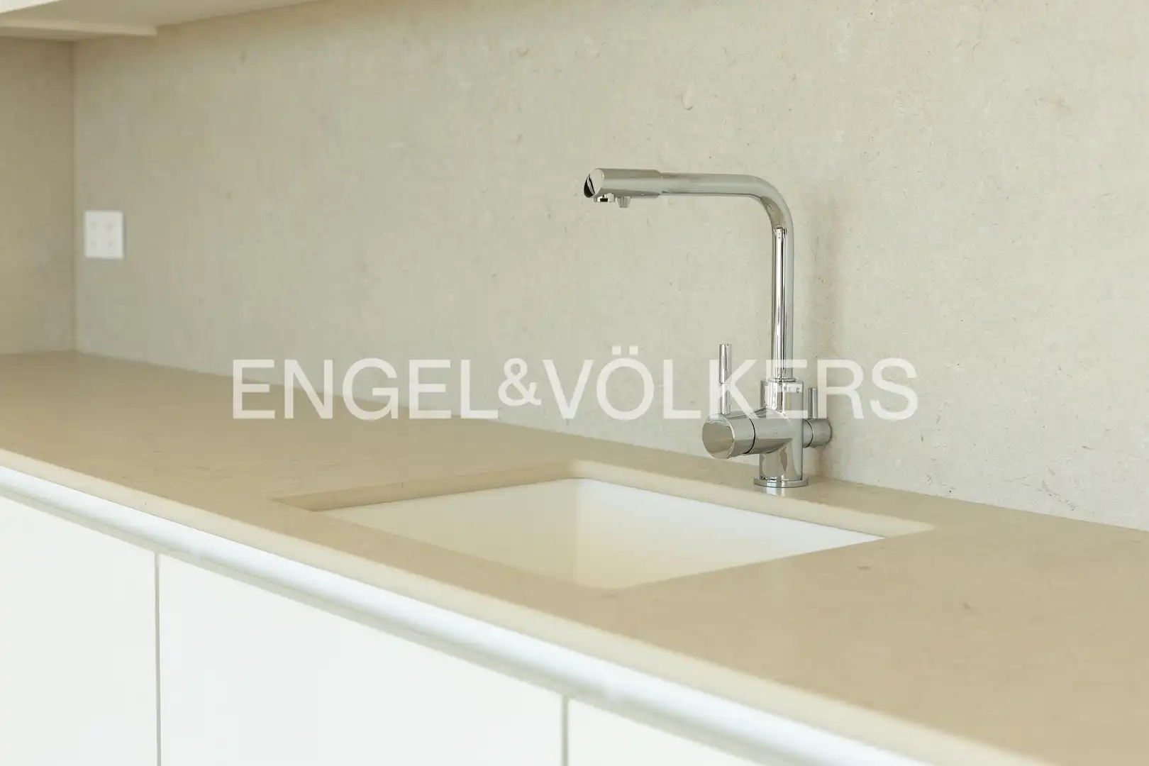 Attic for rent in Playa del Puig
