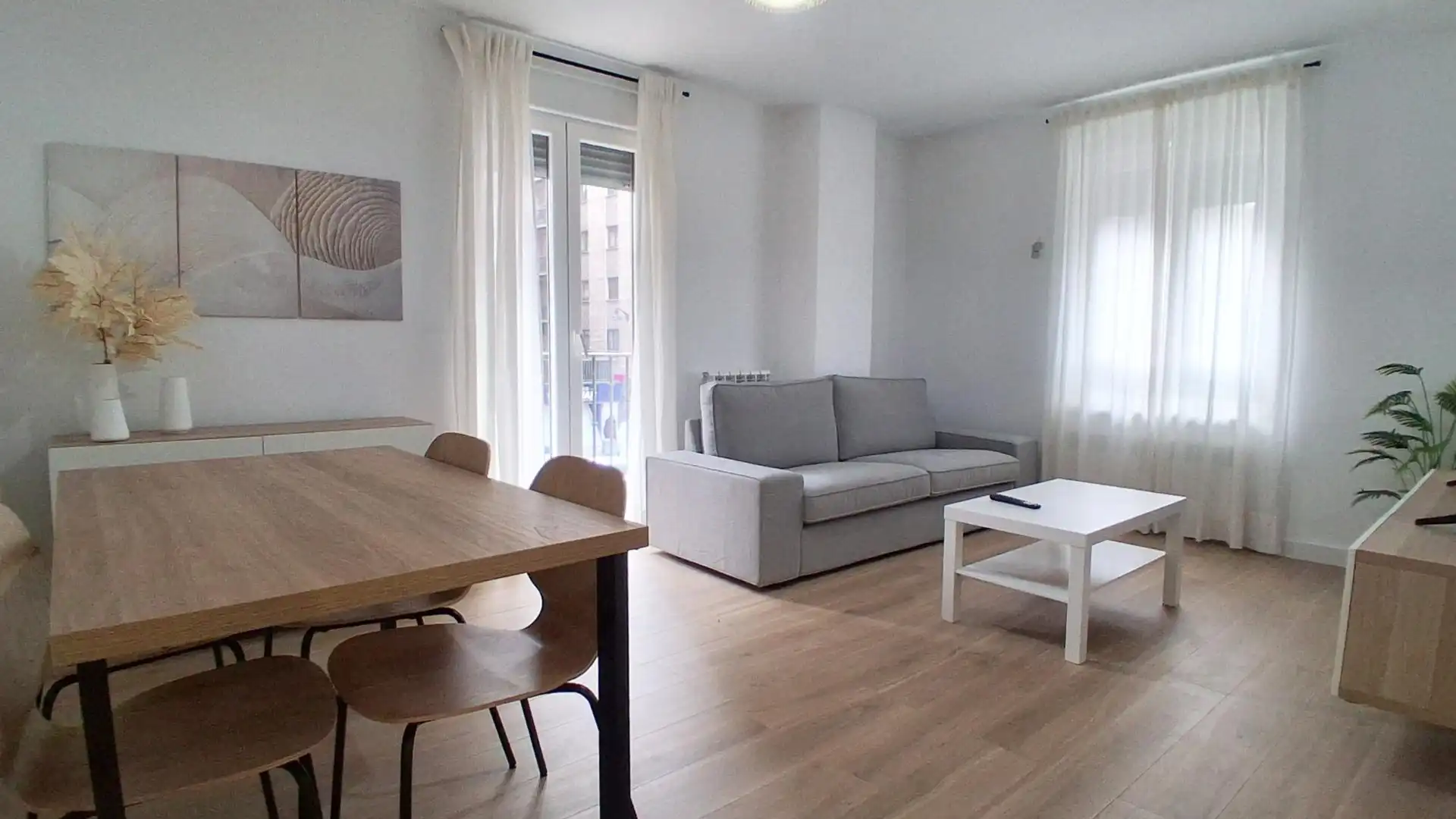 Sala de estar de Piso de alquiler en Salamanca Capital con Amueblado y Balcón