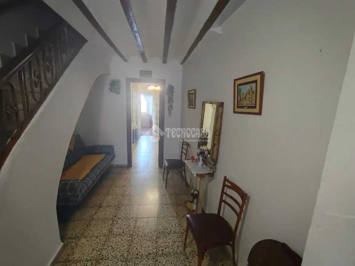 Casa adosada en venda en Jabalquinto