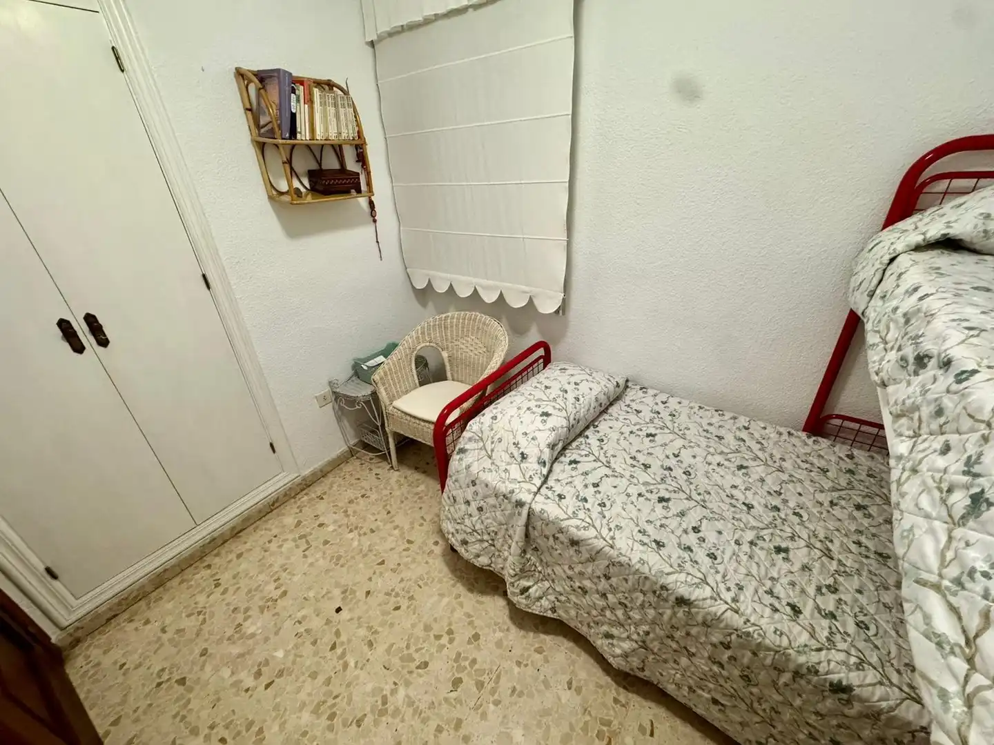 Habitación de Planta baja en venta en Punta Umbría con Amueblado y Balcón