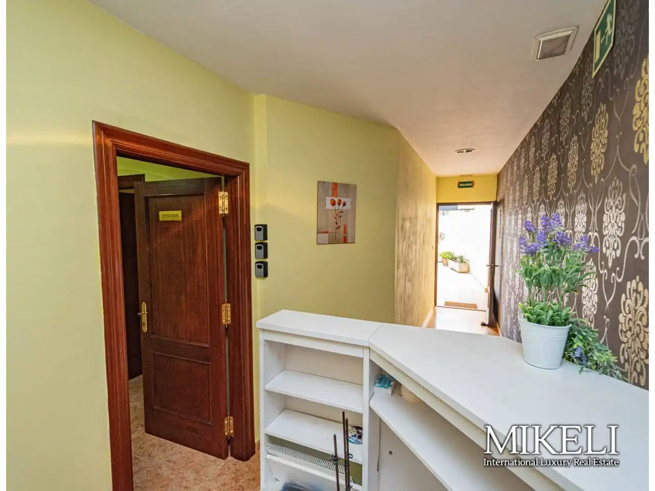 Commercial properties for sale in Paseo MUELLE, Comillas (Cantabria)