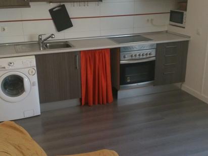 Kitchen of Apartment for sale in  Madrid Capital  with Heating, Parquet flooring and Furnished