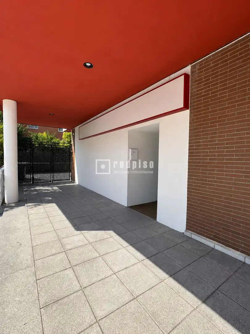 Business premises to rent in del Marqués de la Valdavia