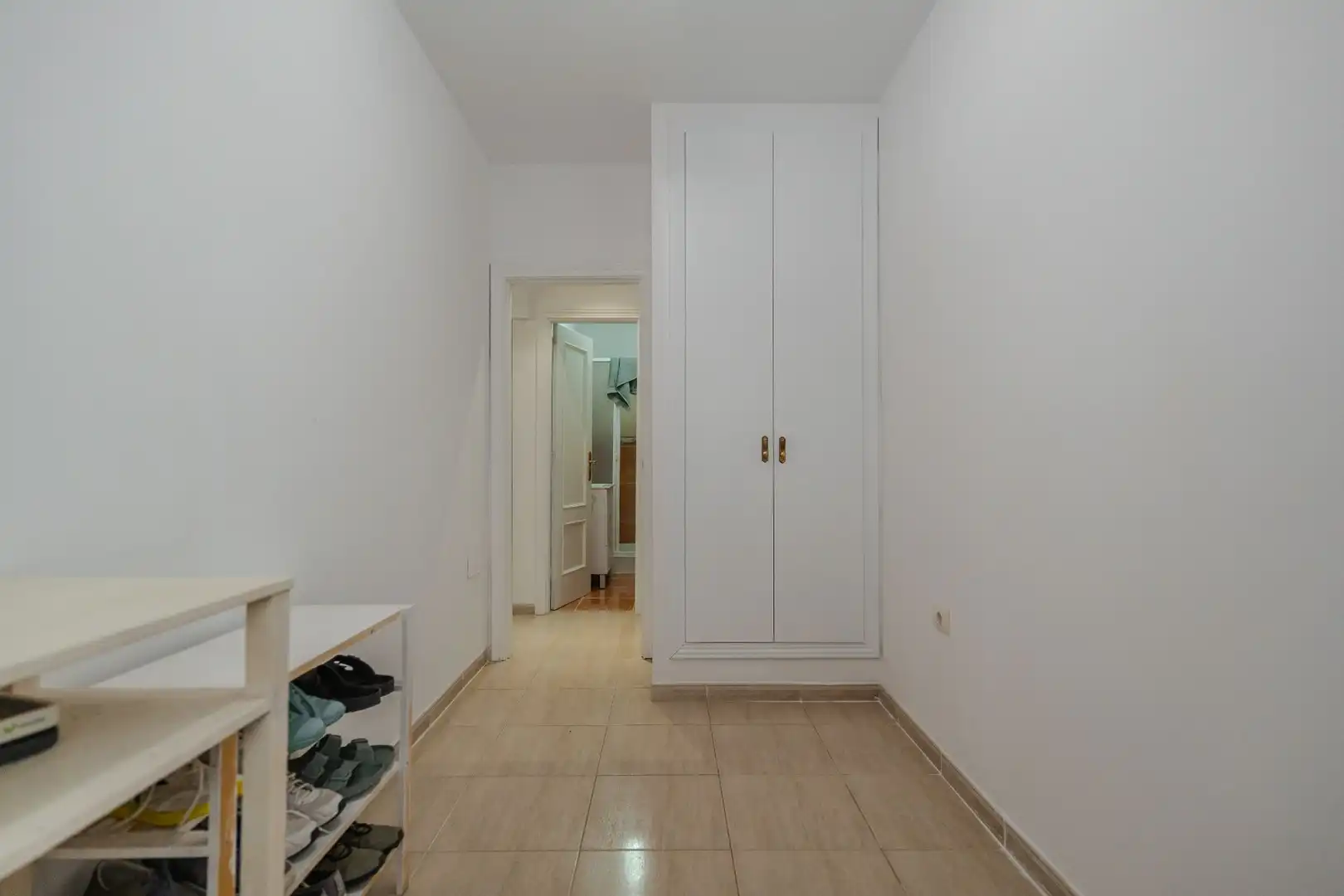 Apartments for sale in Arona  with Air Conditioner, Heating and Storage room