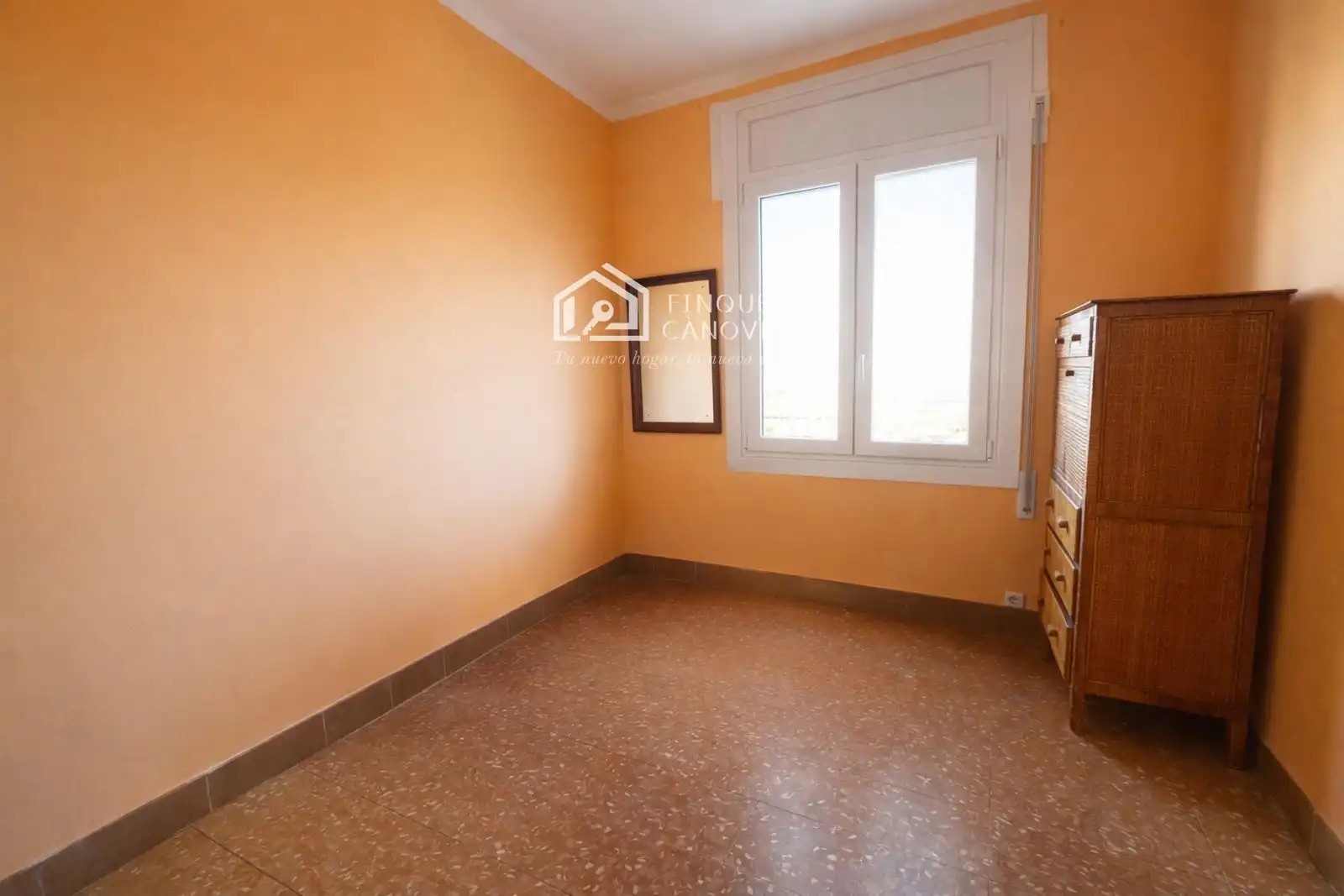 Dormitori de Casa o xalet en venda en Banyoles amb Calefacció, Terrassa i Traster