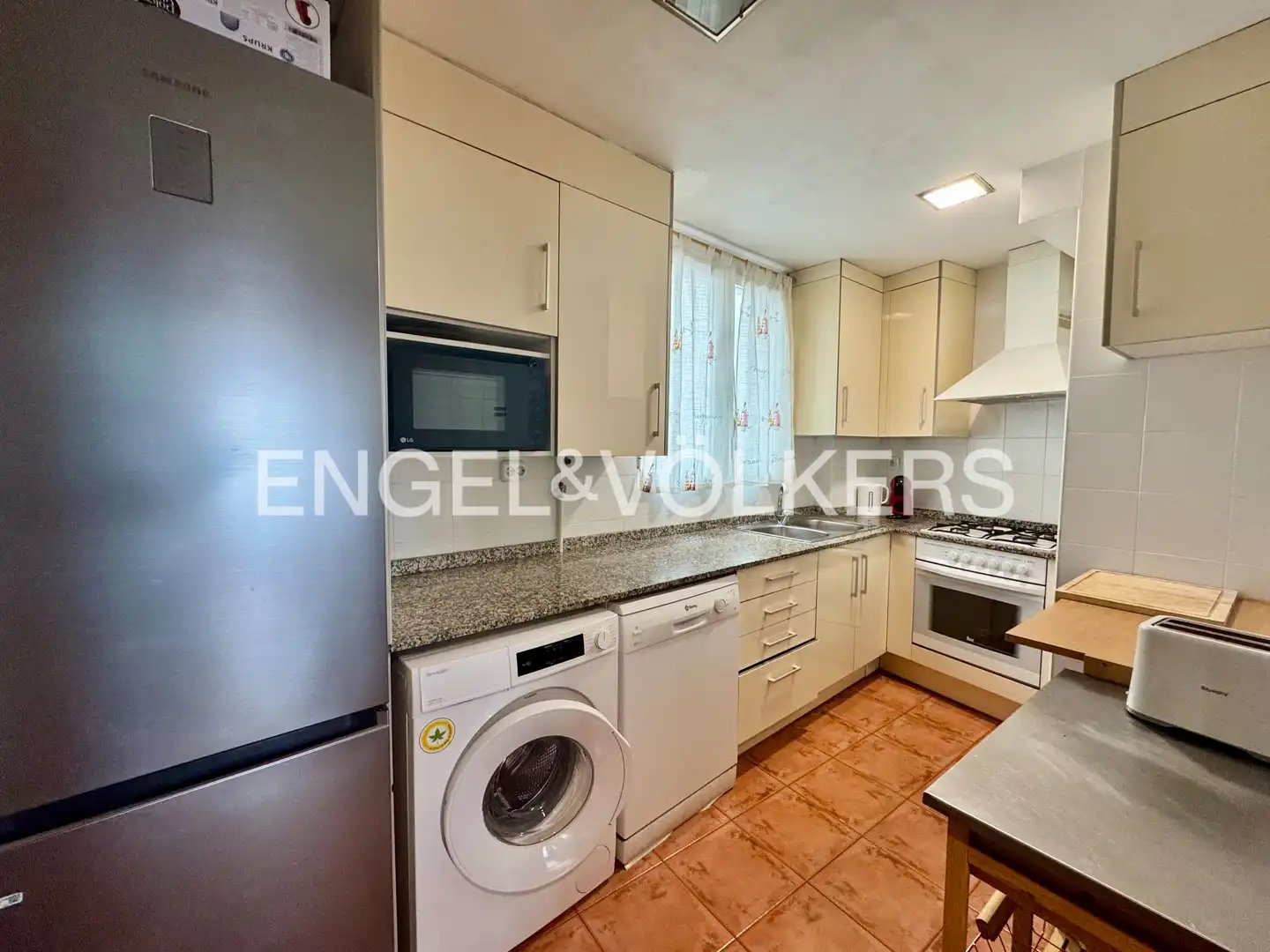 Cocina de Piso de alquiler en Valencia con Aire acondicionado, Calefacción y Parquet