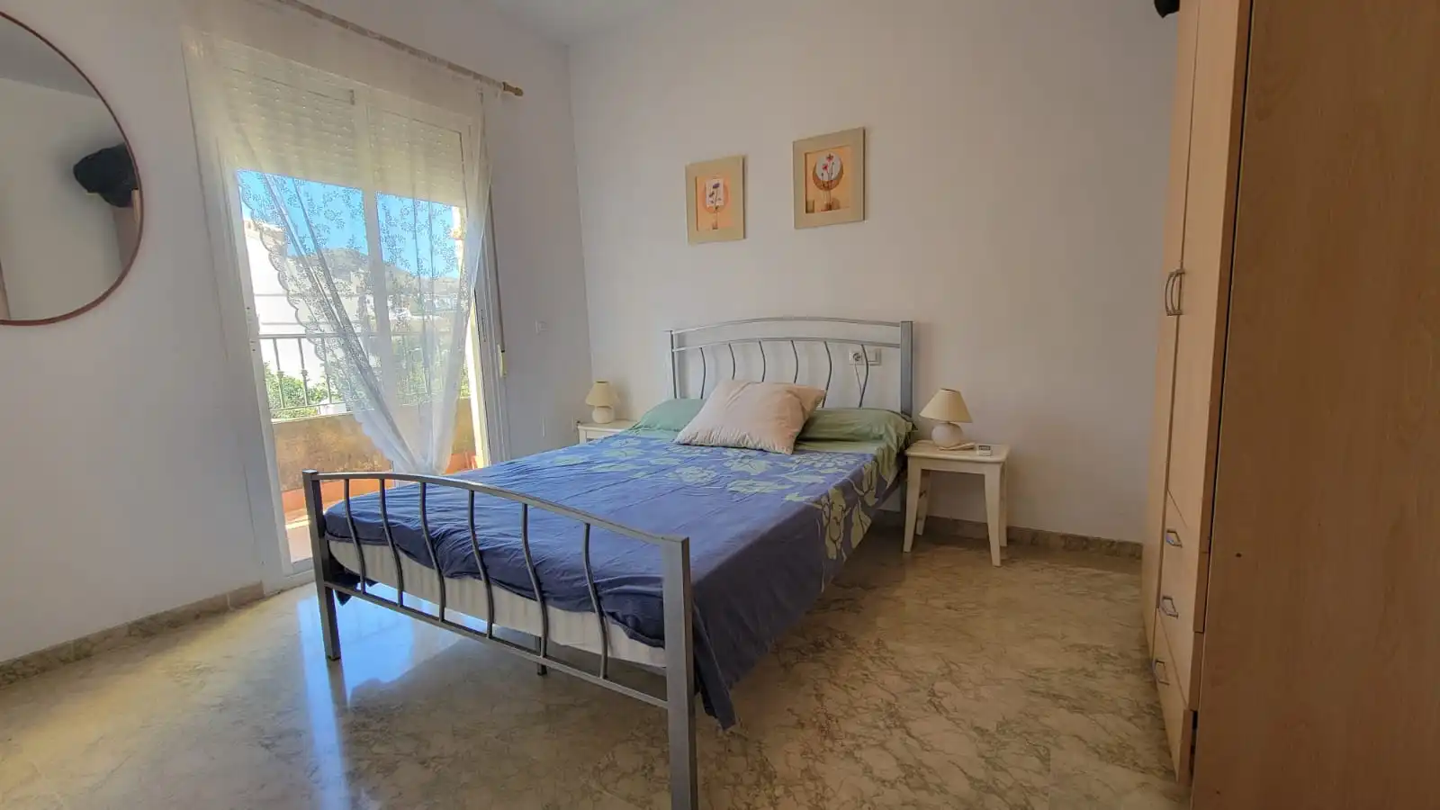 Habitación de Casa adosada en venta en Vélez-Málaga con Aire acondicionado y Piscina comunitaria