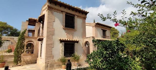 Casa-chalet en Venta en Crevillent